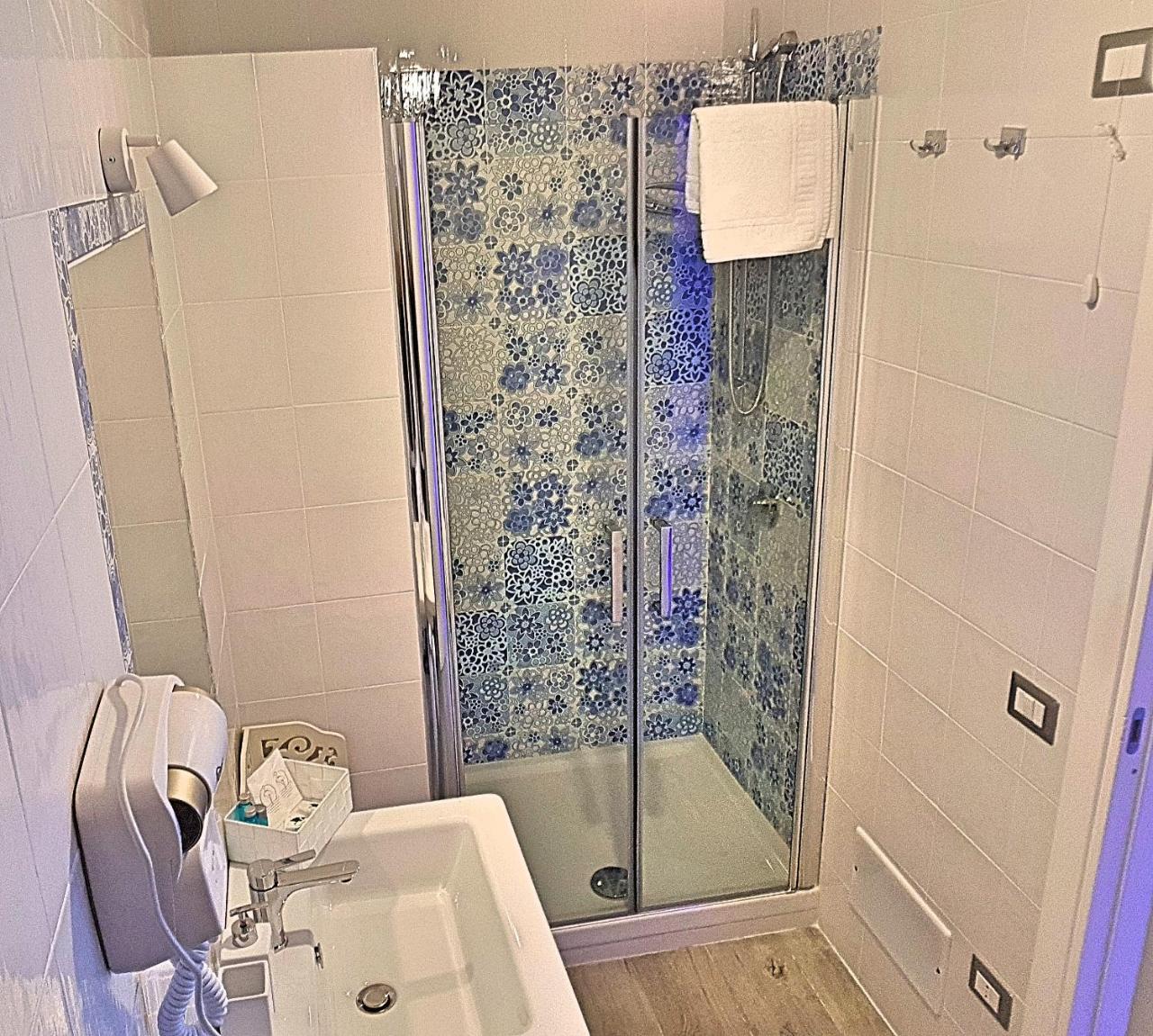 #Zonaporto Bed & Breakfast Наполи Екстериор снимка